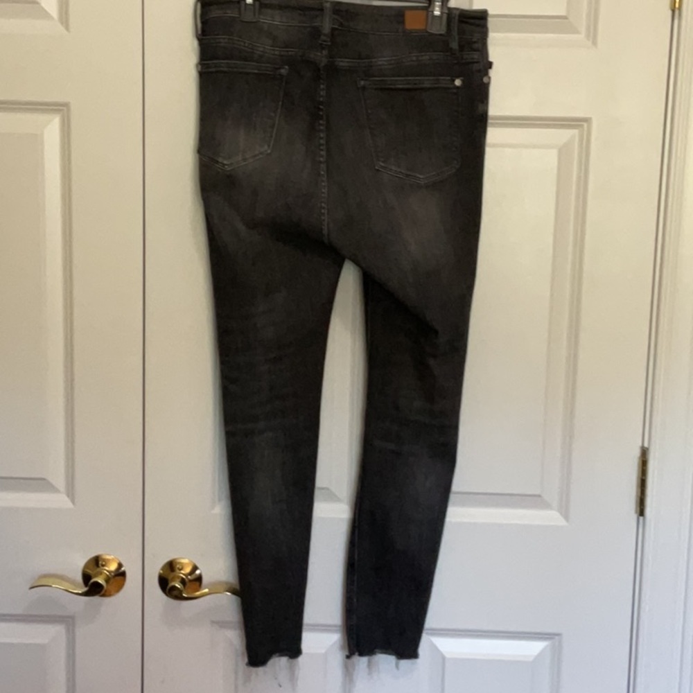 Judy Blue Dark Gray Skinny Jeans - Picture 2 of 8